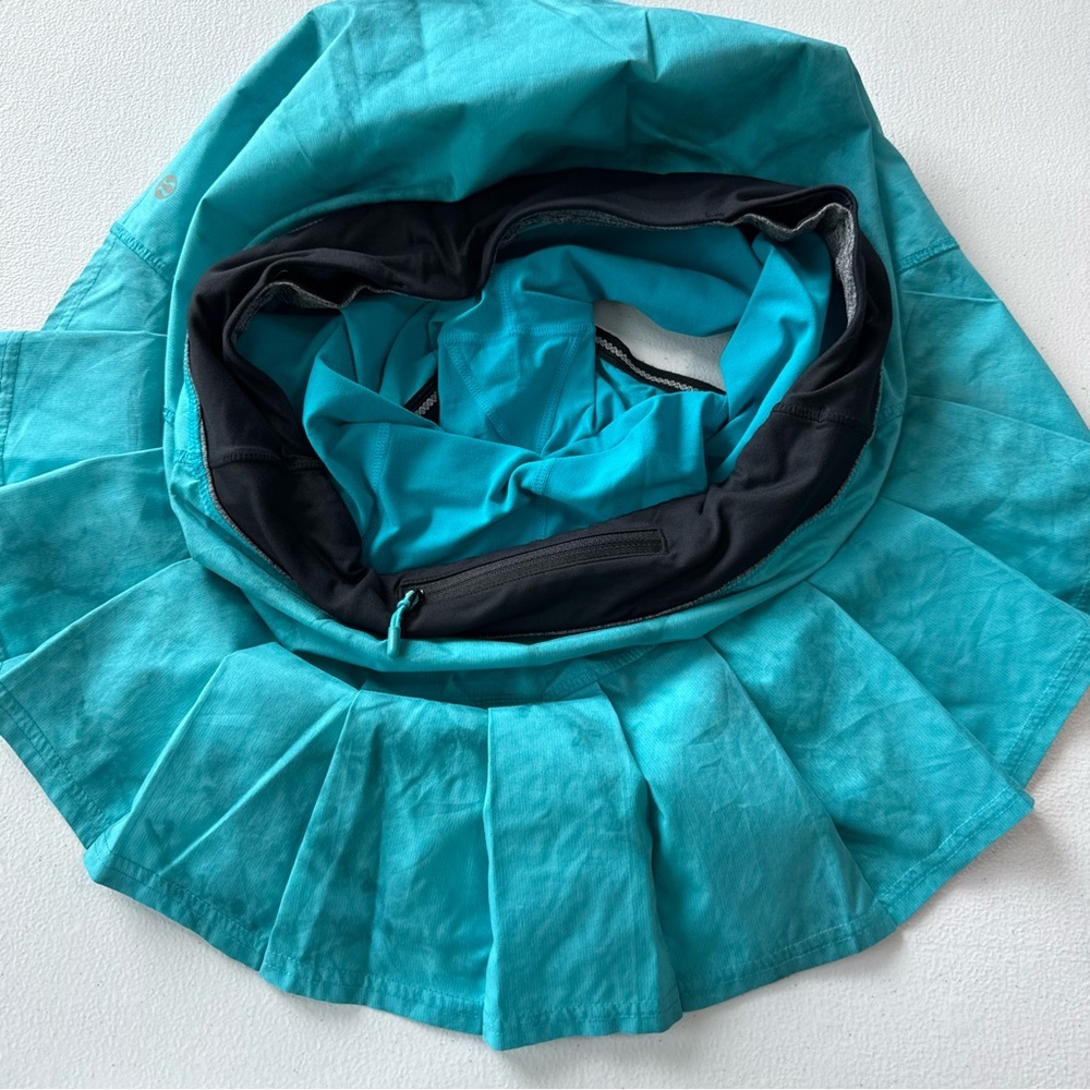Lululemon Skirt Size 6 - Picture 4 of 7